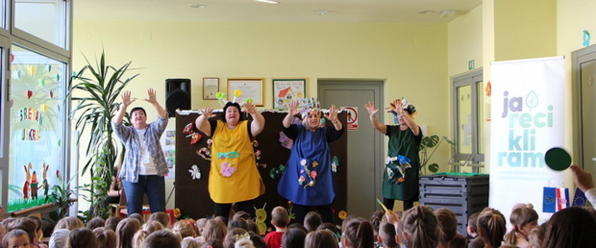 Djecu, od malih nogu, učimo da vode brigu o okolišu!